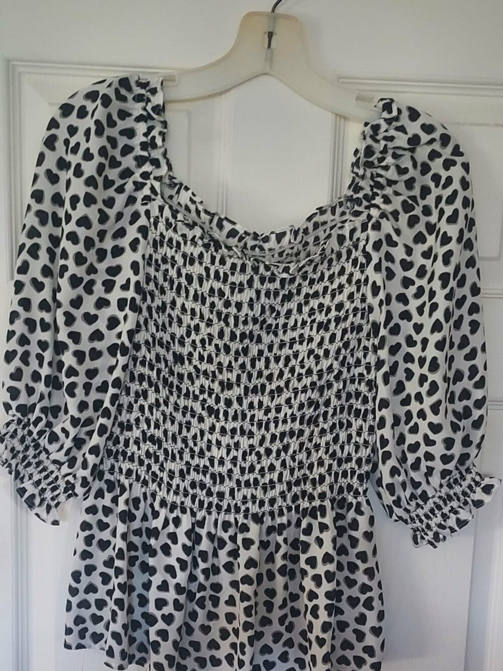 Max Studio Blouse Top - Women's small - New with tags
